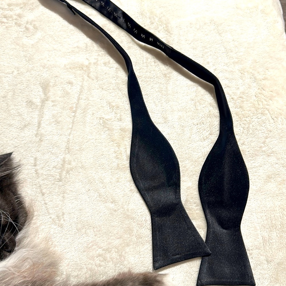 Black Bow Tie by Little Black Tux